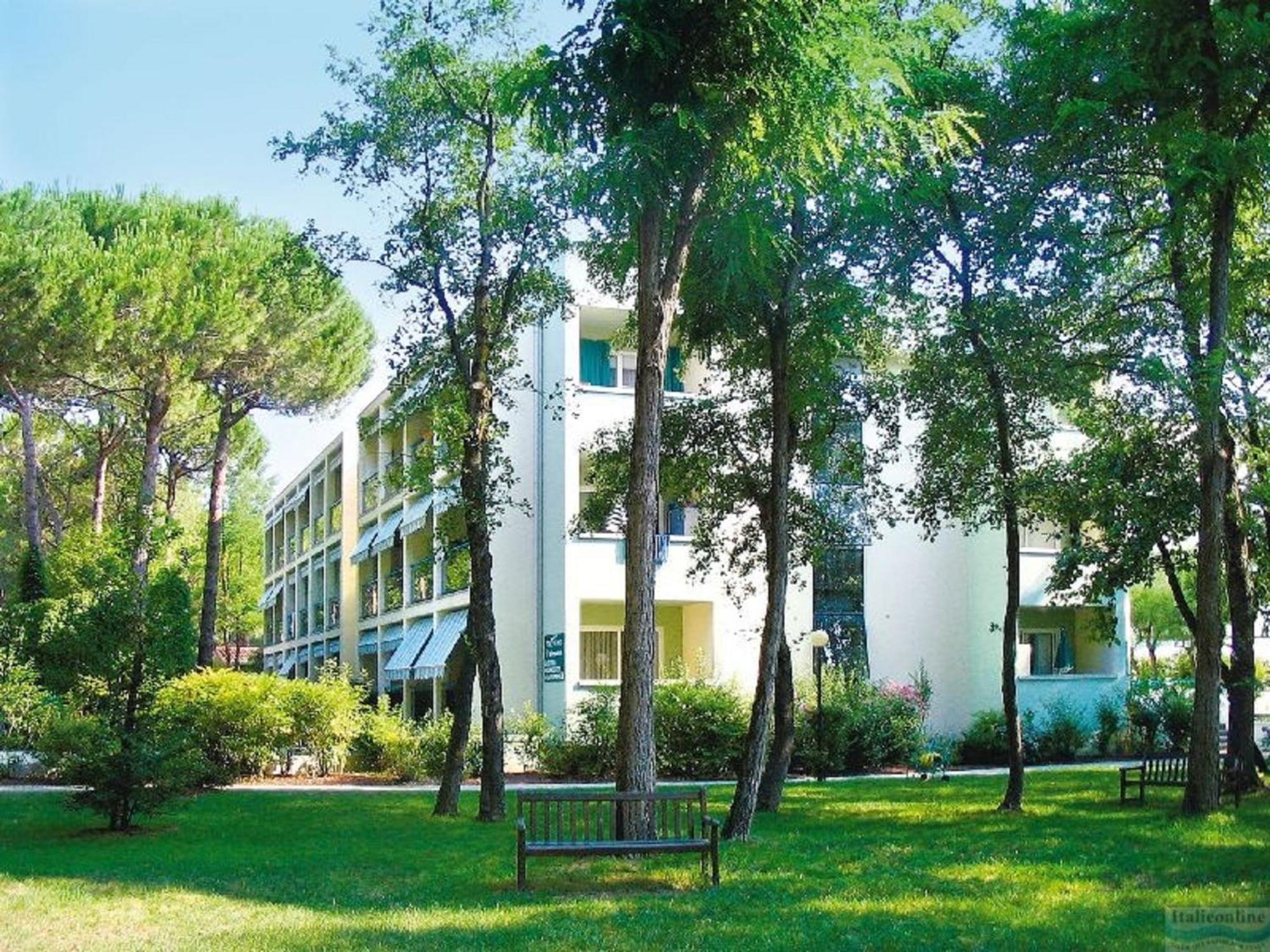 Residence Pinewood 비비오네 외부 사진